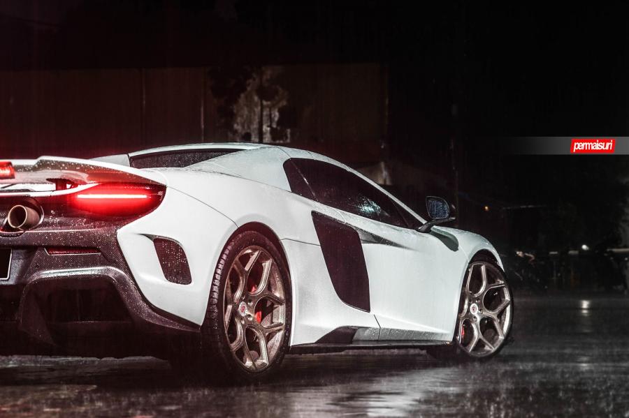  McLaren 675LT on Vossen Wheels (CG-205) 2017 года  (фото 5 из 13)